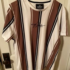 XL Hollister Tee